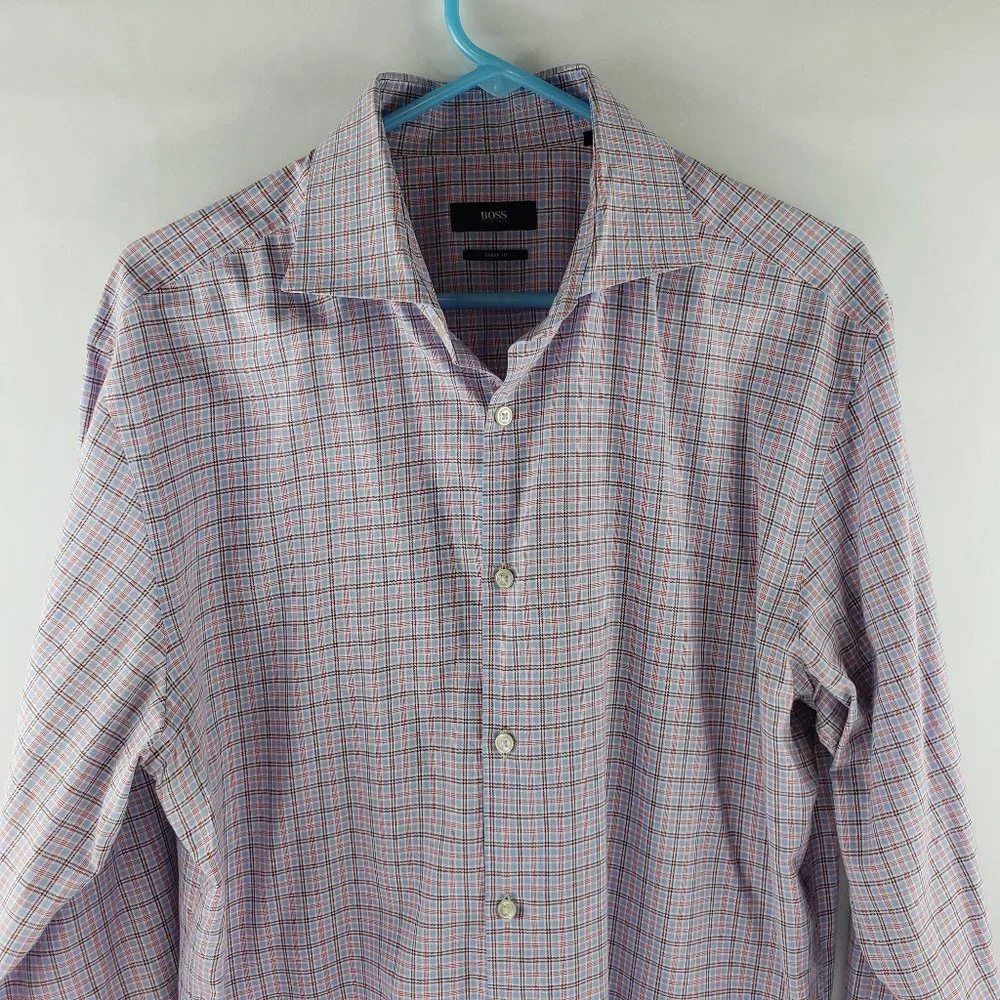 Hugo Boss sharp fit dress shirt. 17 34/35